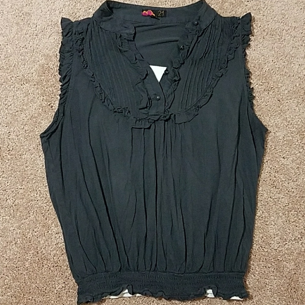 Sleeveless Grey Ruffle Top